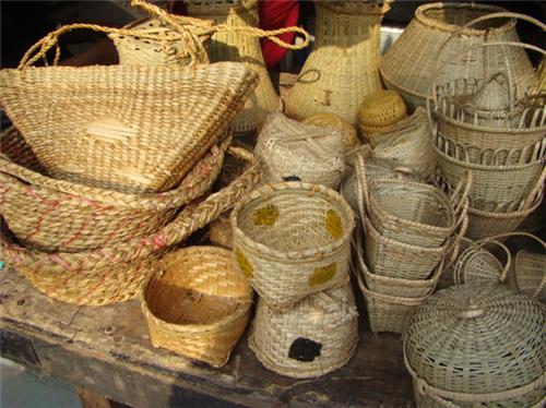 Hero image showing bamboo handicrafts and agro products by Elysian Drizzle